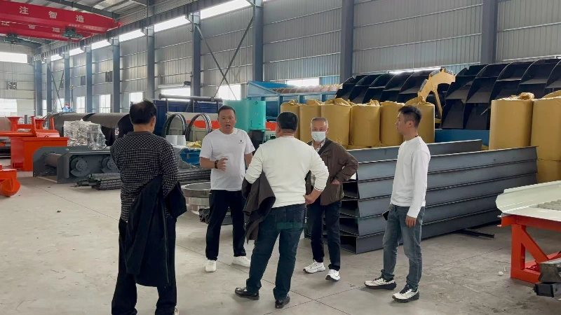 Клієнти з Південно-Східної Азії викуповують обладнання для промивання золота